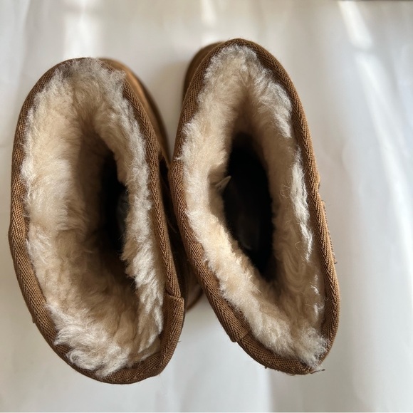 Minnetonka Genuine Sheepskin leather Women Olympia Short Boots Golden Tan size 8 - Picture 6 of 15